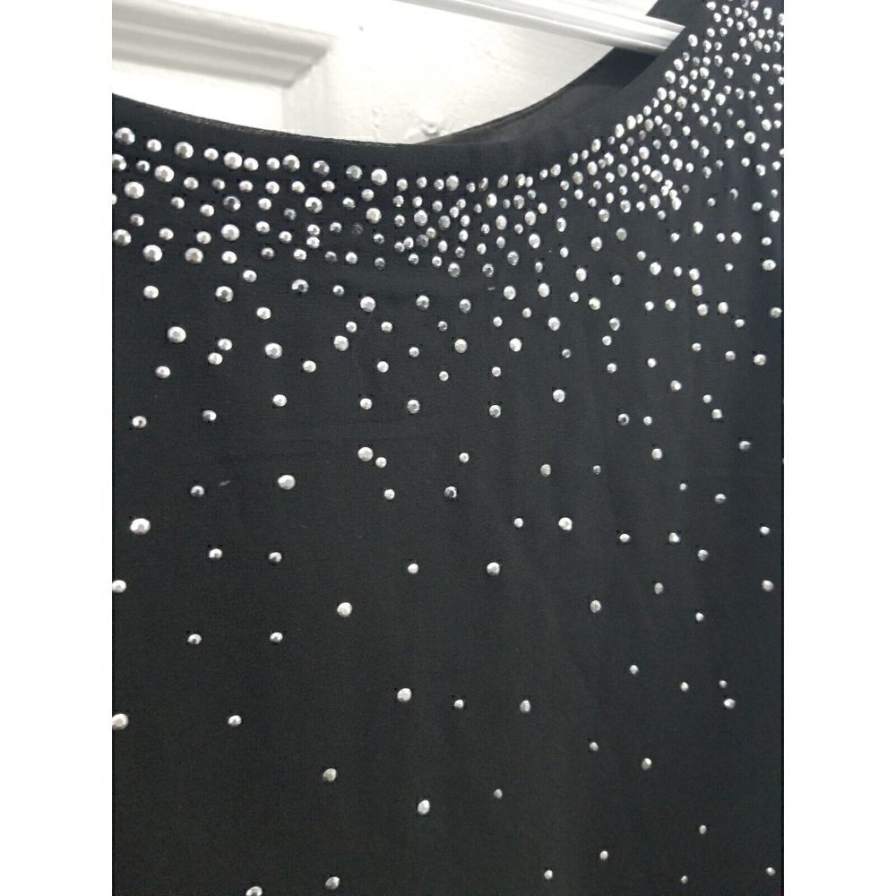 Teaberry Black Shift Dress With Peekaboo Sleeves And Metal Beading Size 14 - Picture 3 of 9